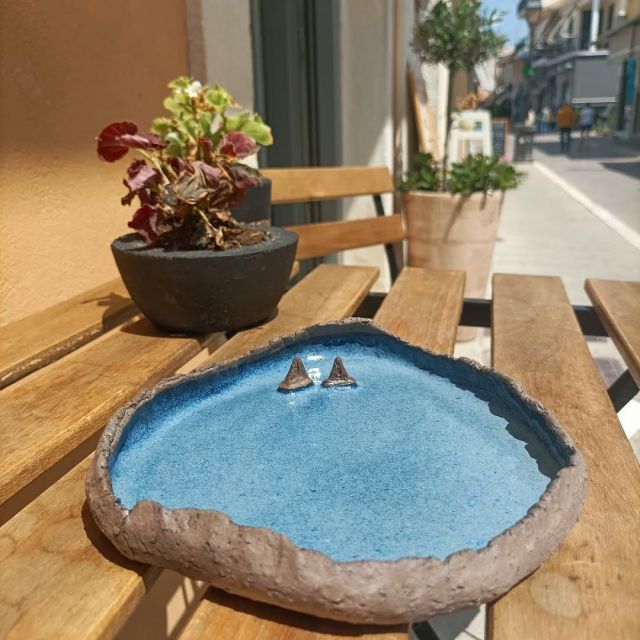 School is ending and summer holidays are here, let's open our sails to new beginnings! ⛵
#handmade #ceramics #handmadeceramics #ceramicart #pottersfun #pottery #art #greekceramics #ceramicsingreece #ceramicstudio #boniskilns