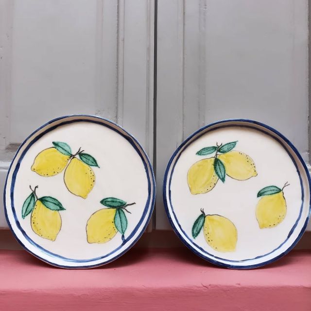 Lemons, lemons and lemons!
#handmade #ceramics #handmadeceramics #ceramicplates #wallplate #decorative #plates #ceremicart #pottersfun #pottery #art #handpainted #greekceramics #ceramicsingreece #ceramicstudio #boniskilns